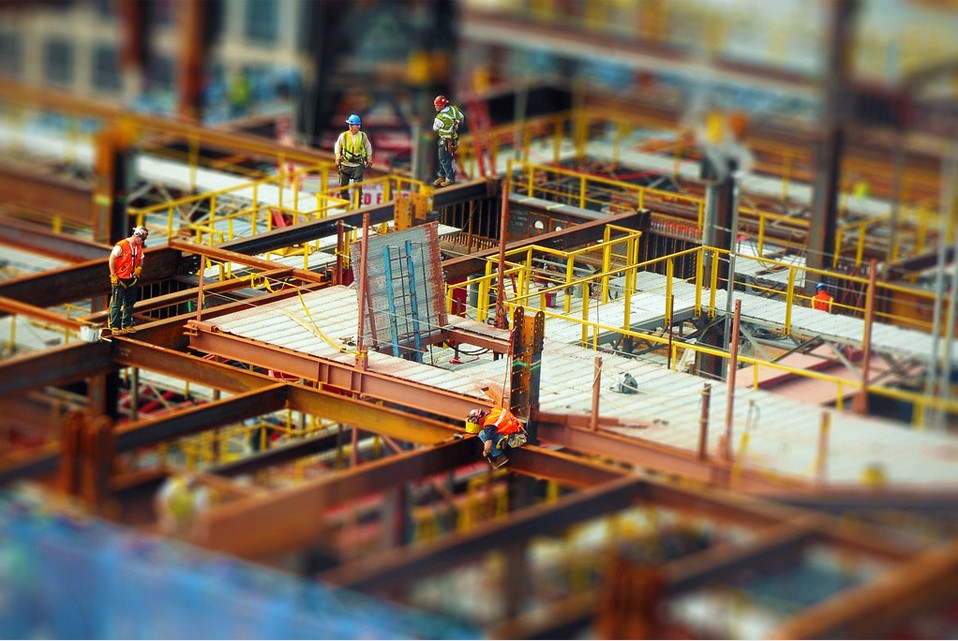 TiltShiftConstructionWorkers(Diorama).jpg