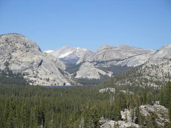 07 Tenaya Lake.jpg