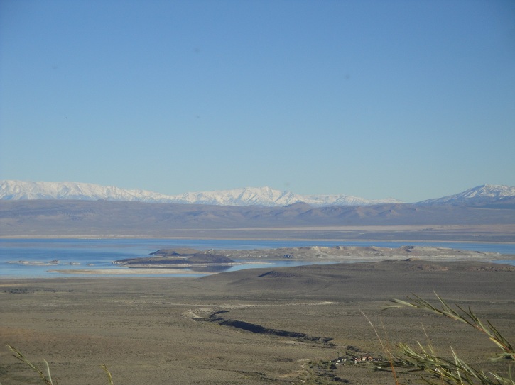 12 Mono Lake & White Mt.jpg