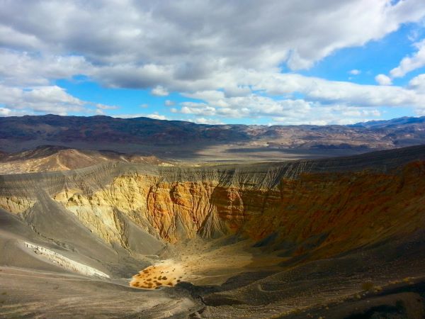 ubehebe-crater-4.jpg