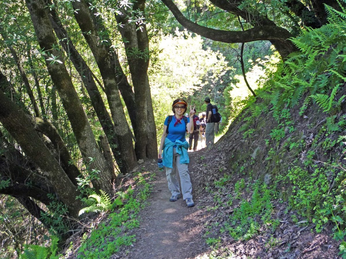 2009.04.18.BlackMt (9).JPG