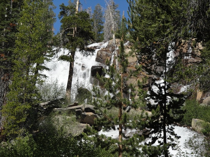 12 Minaret Falls.jpg